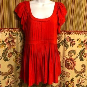 Apostrophe Stretch Red Top